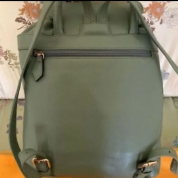 NWT Valentino Backpack Rockstud Green Leather Authentic main image 15